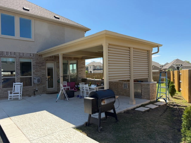 Louvered Sun Screen