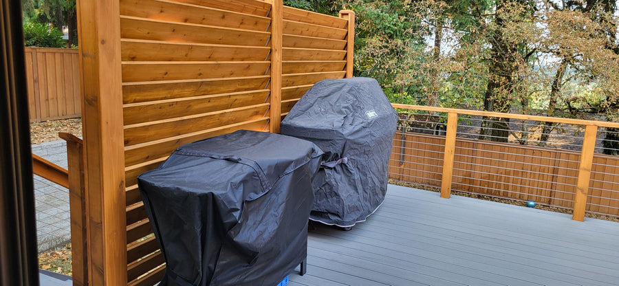 Louvered screen behind patio grilling area