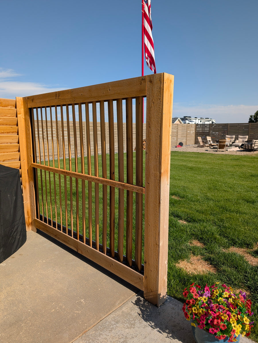 Vertical Louvered Privacy Screen
