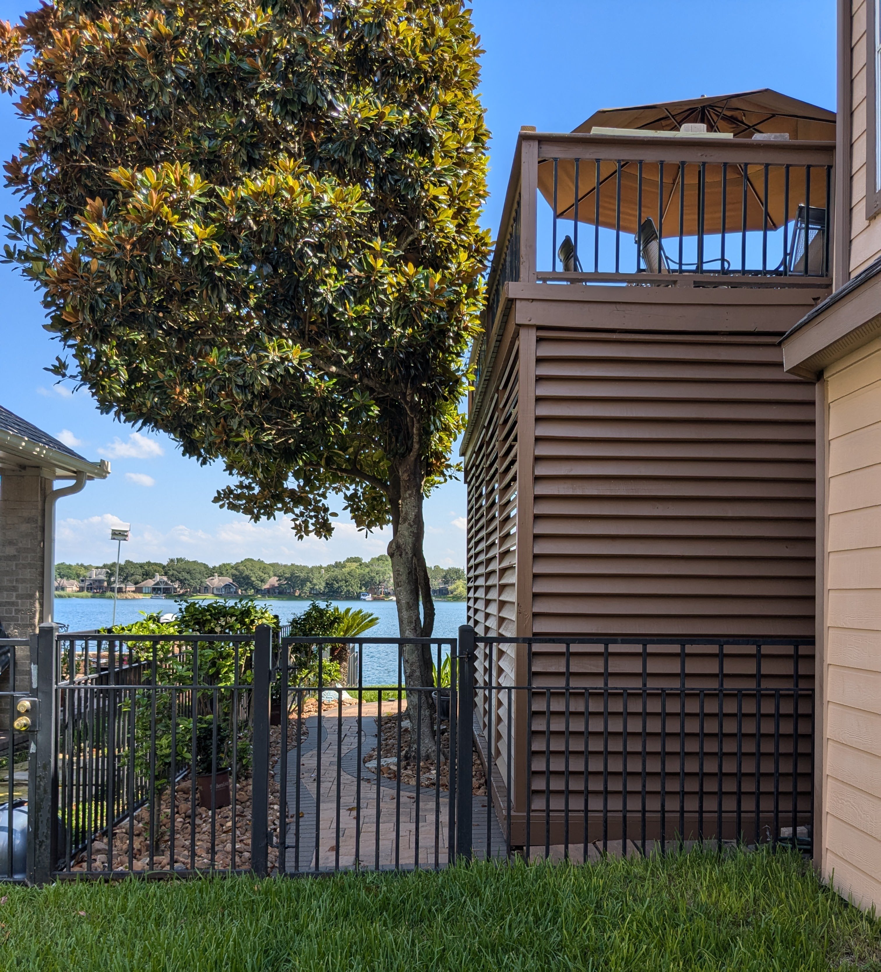 Privacy Lake Porch